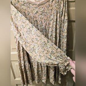 Peach Love California Tan Floral Long Sleeve Tier Tunic Dress EUC Size: Small